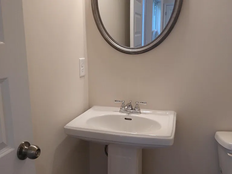 243 Centennial Cir — Photo 12