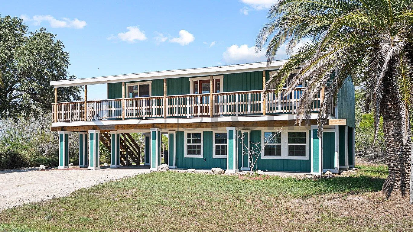257 W Club Oak Ln — Photo 1
