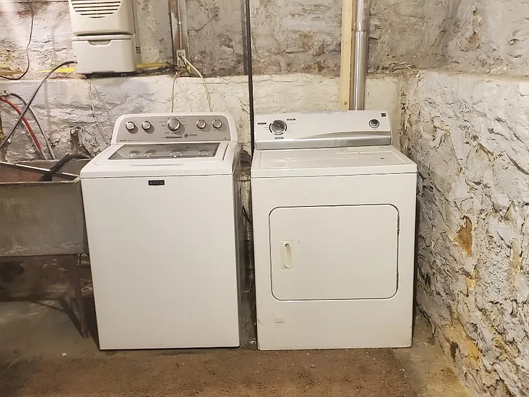 1133 Beech St #1 — Photo 8