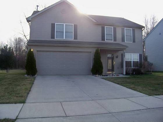 1st image of 6907 Maplelawn Dr