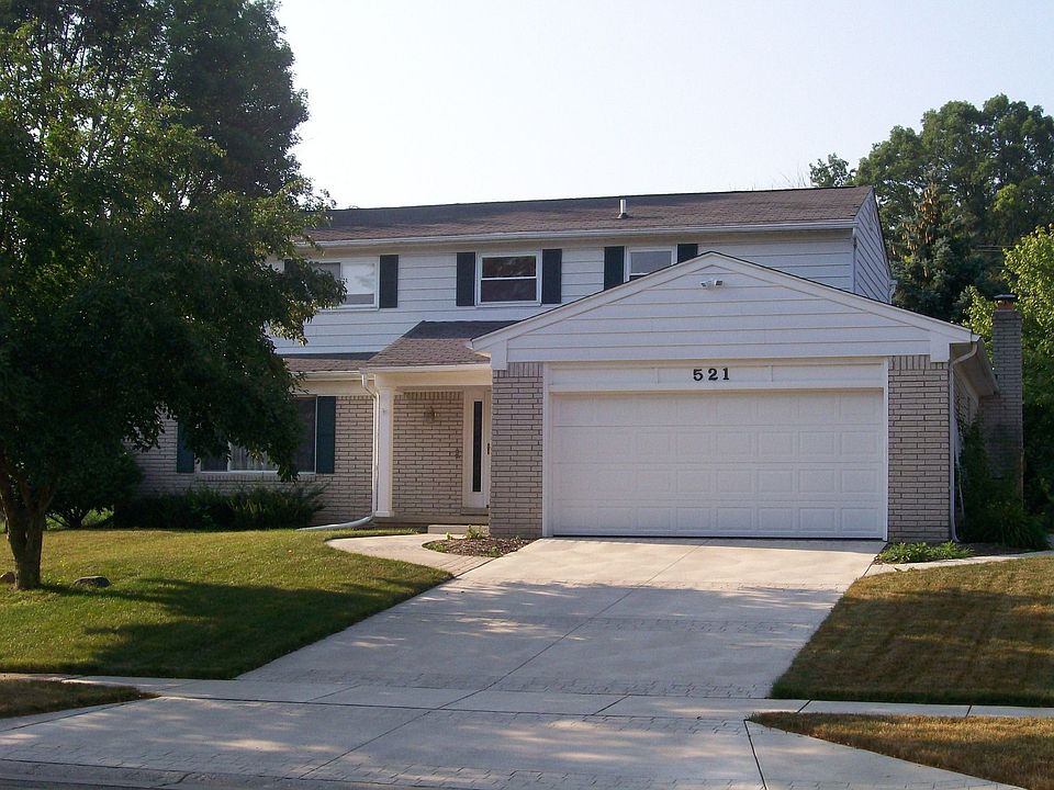 1st image of 521 Lexington Dr