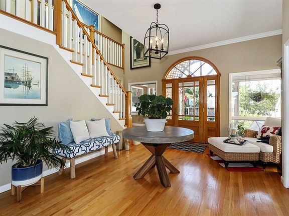5th image of 150 Asharoken Ave