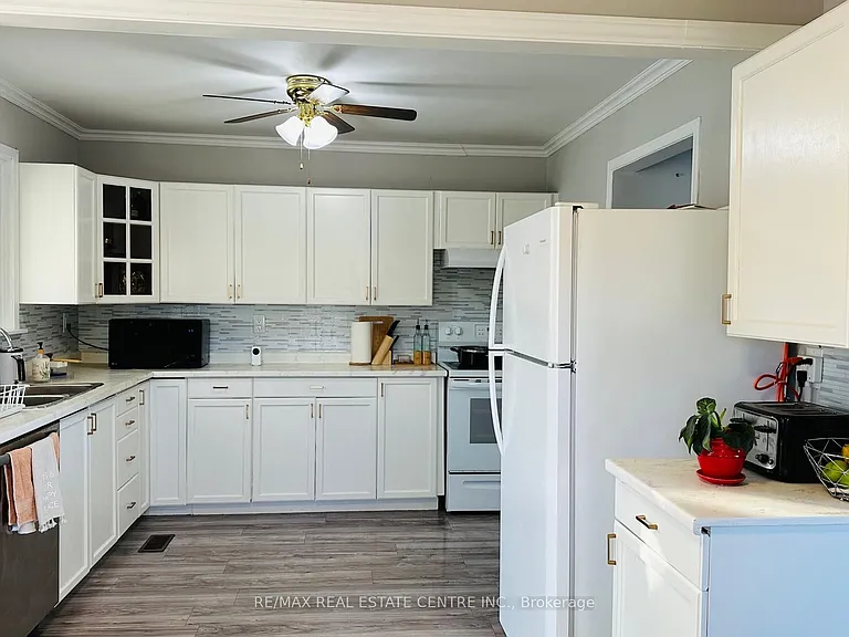 1 Havenbrook Ct — Photo 24