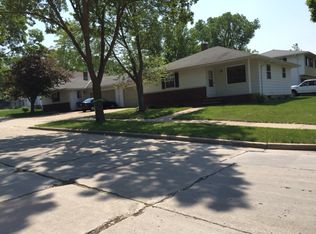 1717 W. Brewster, Appleton, WI 54911