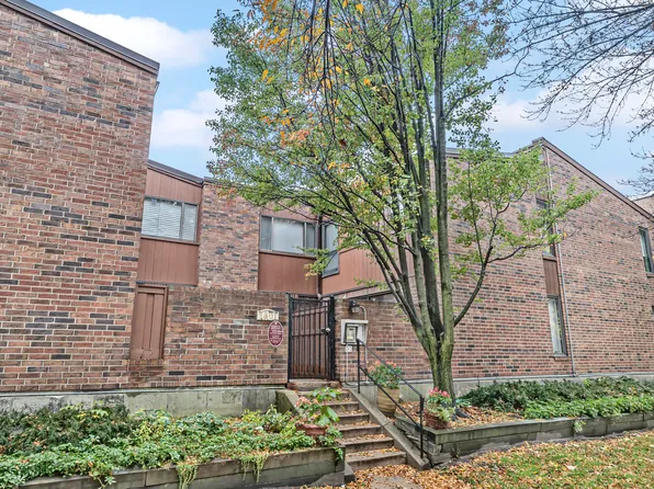 1801 W Touhy Ave Unit B, Chicago, IL 60626