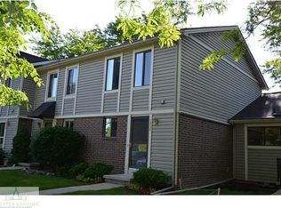 5886 Okemos Rd, Haslett, MI 48840