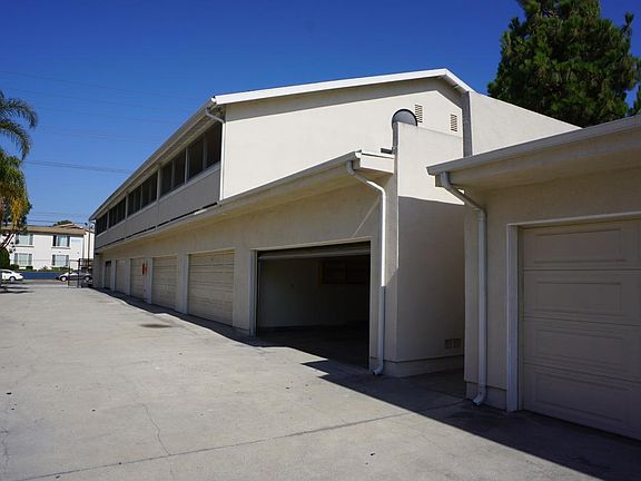 2nd image of 23751 Arlington Ave APT 204