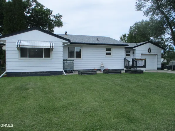 321 Kundert St, Turtle Lake, ND 58575