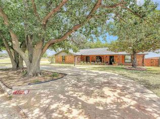720 N 18th St, Frederick, OK 73542