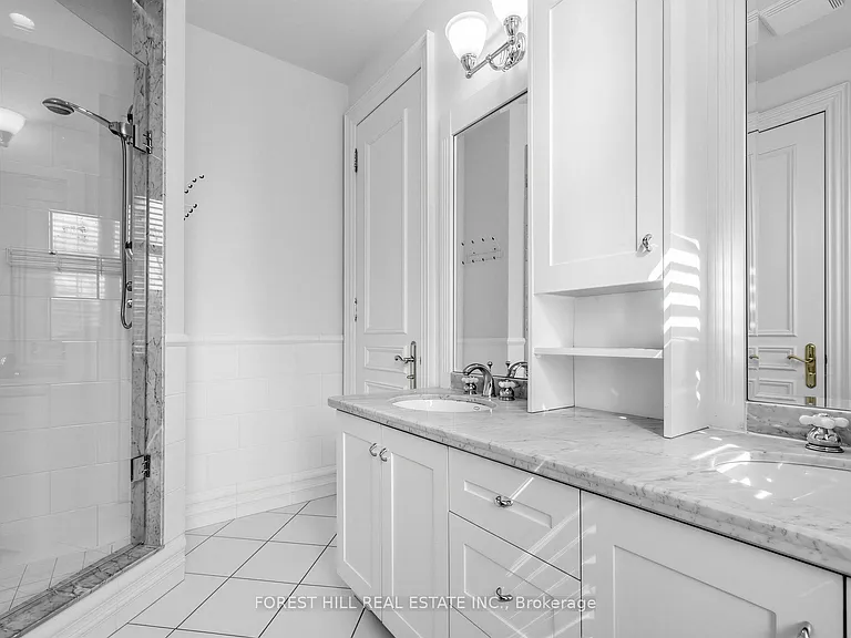 8 Colvestone Rd — Photo 32