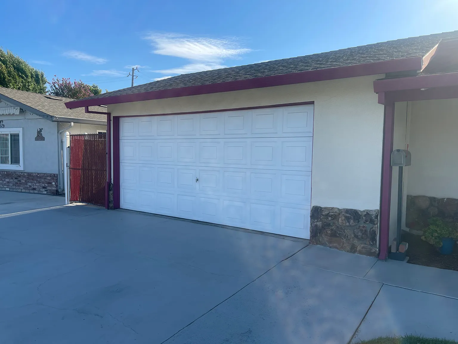 817 Madsen Dr — Photo 3