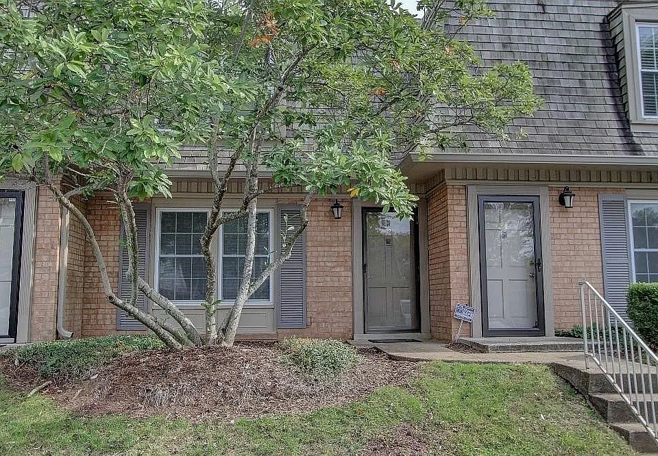 1st image of 3000 Hillsboro Pike APT 32