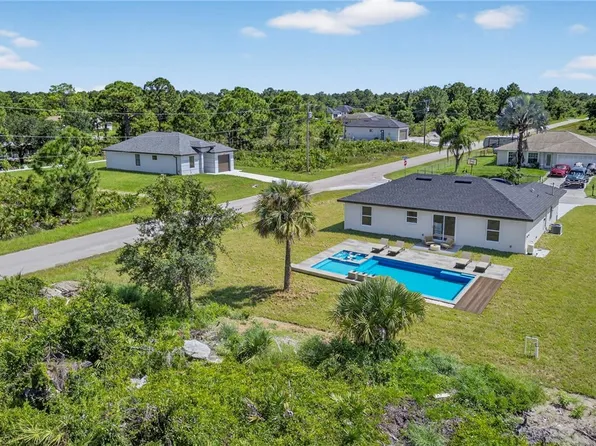 867 Chipley St E, Lehigh Acres, FL 33974