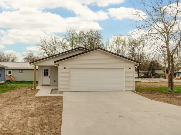 313 W Bedford Street, Marshfield, MO 65706