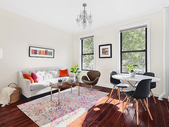 2nd image of 320 W 83rd St APT 4F