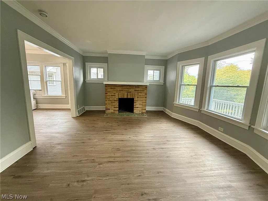 1307 Hathaway Ave — Photo 4