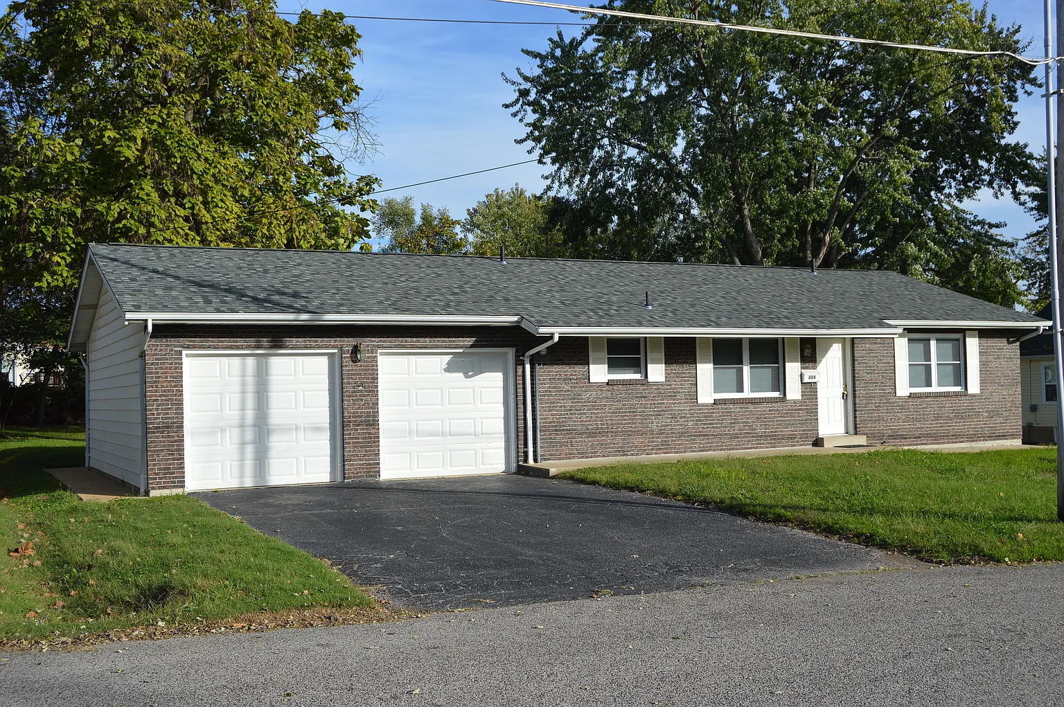 804 Valentine St photo 1