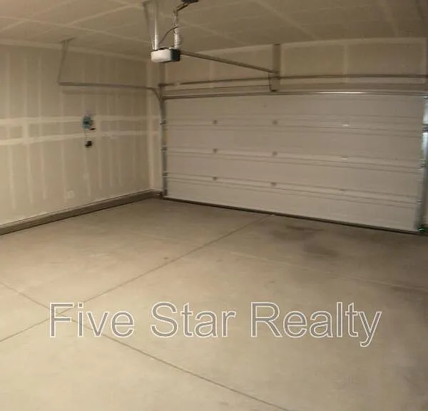5673 Mericrest Way — Photo 15