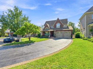 8 Rowland Ct, Clarington, ON L1E1Z8