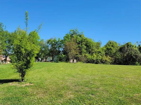 104 Capetown Way, Montgomery, TX 77356
