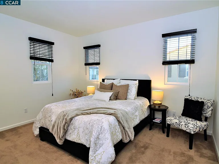 2044 Tarragon Rose Ct — Photo 12