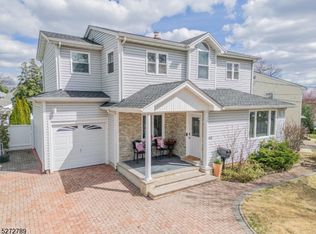 45 Cottage Ln, Clifton, NJ 07012