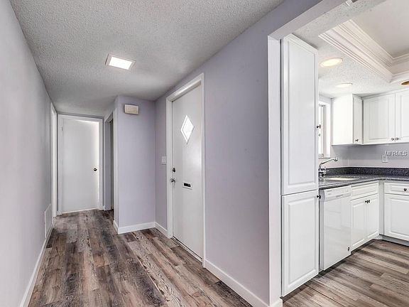 3rd image of 1513 Lakeside Way #151