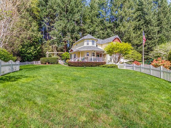 4th image of 17702 NE Hidden Dell Dr