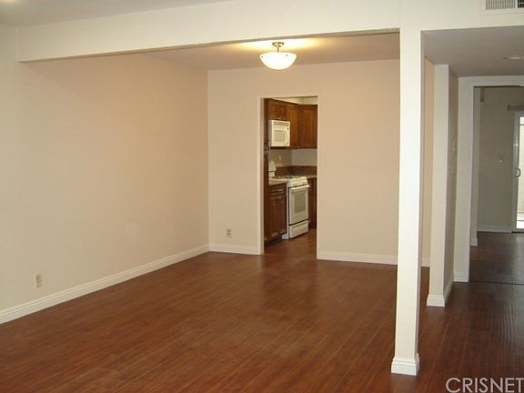 5th image of 17738 Devonshire St Unit 2