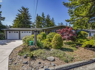 2390 17th St, Florence, OR 97439