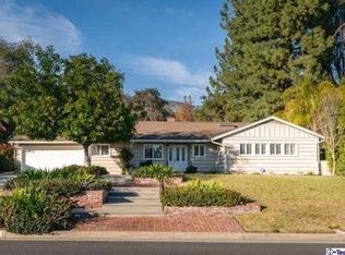 817 Chehalem Rd, La Canada Flintridge, CA 91011