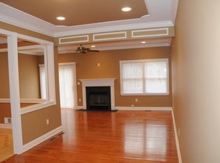 171 Autumn Ridge Rd, Morris Plains, NJ 07950