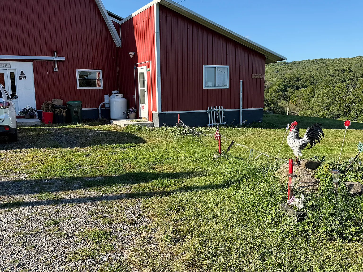 2476 Quarterline Rd — Photo 2