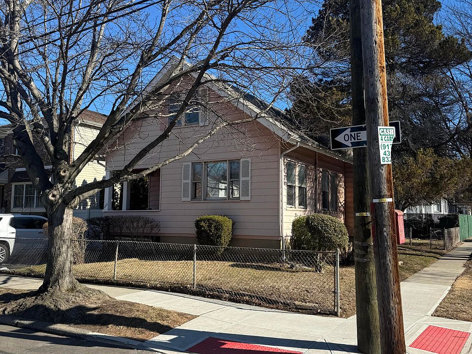 2nd image of 225 Livermore Ave
