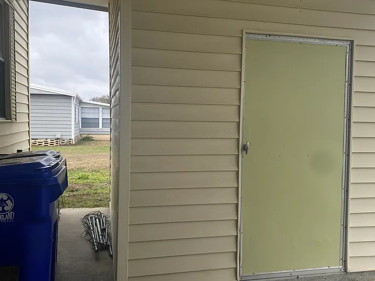 1510 Ariana St — Photo 12