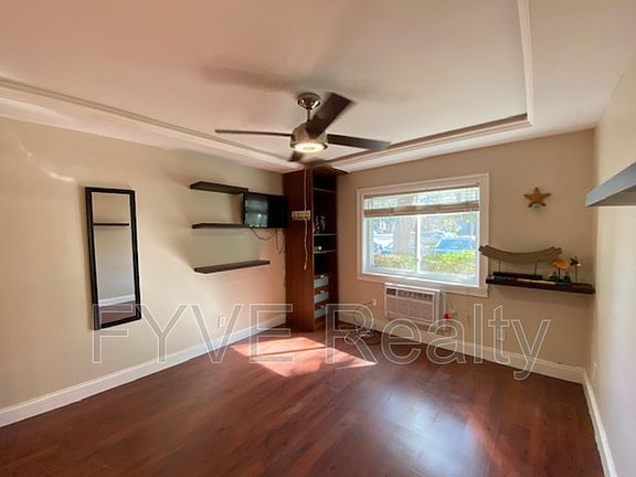 2nd image of 101 Woodhaven Dr S #85