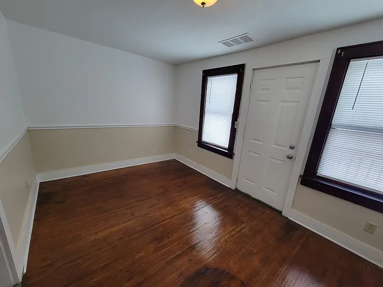 114 Roser St #1 — Photo 24