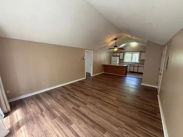 44 Salem Pl #3 — Photo 8