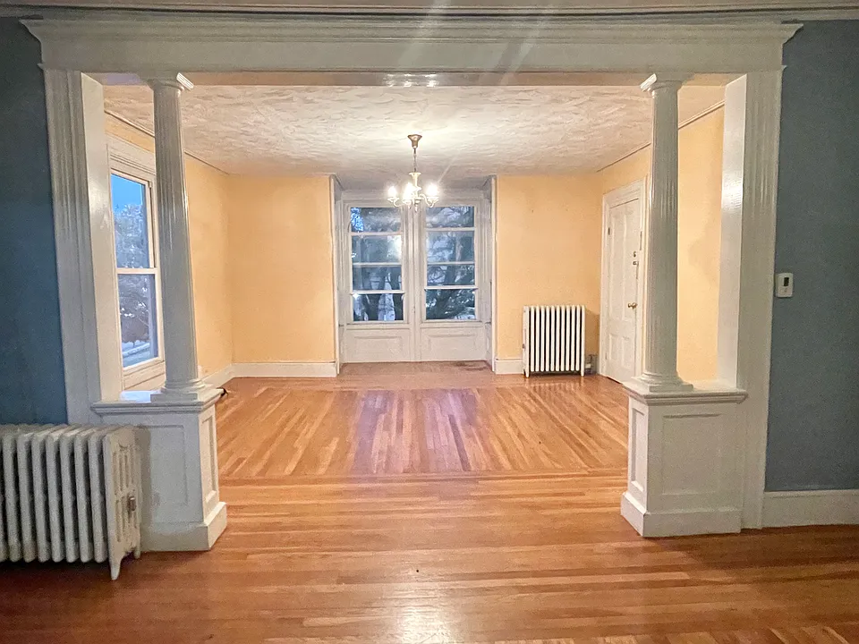 88 Doyle Ave #2