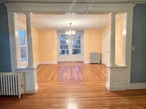 88 Doyle Ave Floor 2, Providence, RI 02906