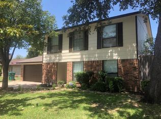 913 Madison Cir, Lewisville, TX 75067