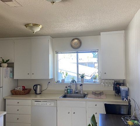 4th image of 11 Circle Dr #C