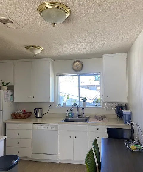 11 Circle Dr #C — Photo 4