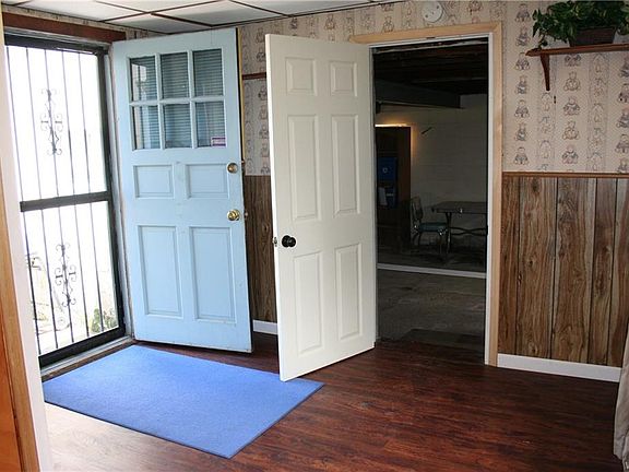 5th image of 81 Stearns Ave