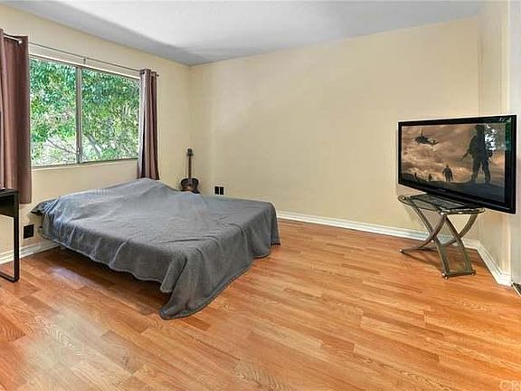4th image of 18611 Collins St APT E35