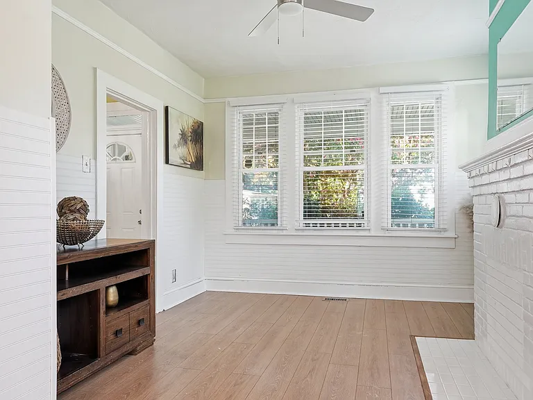 920 Oaklawn Ave — Photo 10