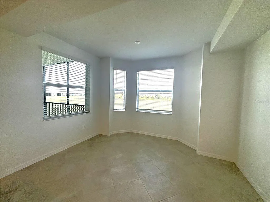 2 bed, 2.0 bath, 1149 sqft, $1,995 — Photo 4