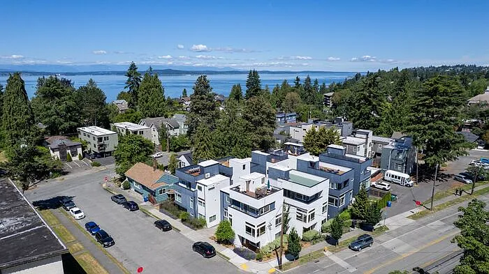 7331 Fauntleroy Way SW — Photo 52