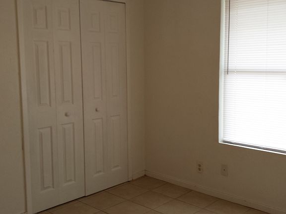 4th image of 230 Schmeltzer Ln