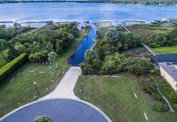 Boat ramp